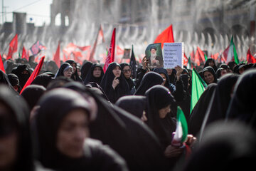 دومین روز مراسم وداع با رهبر شهید انقلاب در مصلای تهران