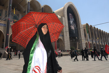 دومین روز مراسم وداع با رهبر شهید انقلاب در مصلای تهران