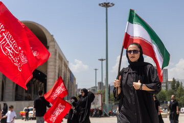 دومین روز مراسم وداع با رهبر شهید انقلاب در مصلای تهران