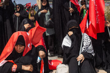 دومین روز مراسم وداع با رهبر شهید انقلاب در مصلای تهران