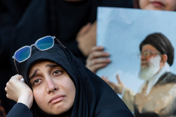 دومین روز مراسم وداع با رهبر شهید انقلاب در مصلای تهران -۴