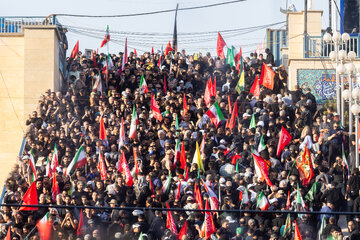 دومین روز مراسم وداع با رهبر شهید انقلاب در مصلای تهران -۵