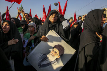 دومین روز مراسم وداع با رهبر شهید انقلاب در مصلای تهران