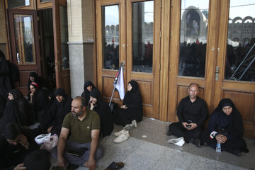 دومین روز مراسم وداع با رهبر شهید انقلاب در مصلای تهران
