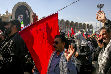 دومین روز مراسم وداع با رهبر شهید انقلاب در مصلای تهران