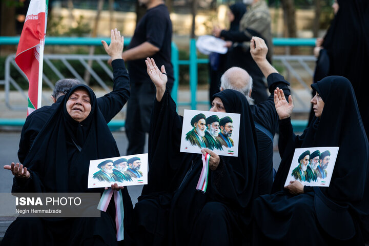بغض آسمان و اندوه یک ملت در رسای رهبر شهید انقلاب