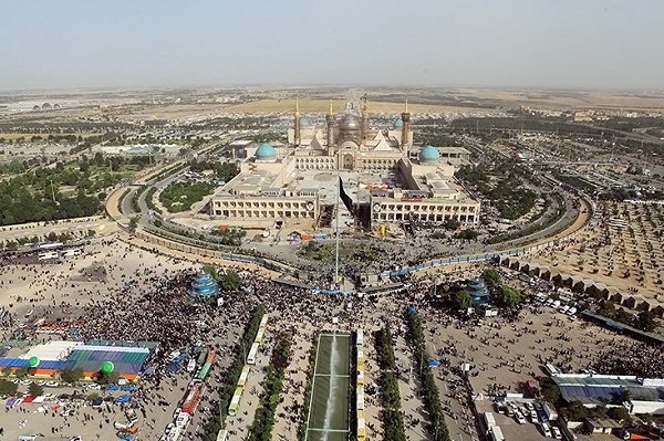 بسیج همه ظرفیت‌های آستان امام خمینی(س) برای خدمت به عزاداران رهبر شهید