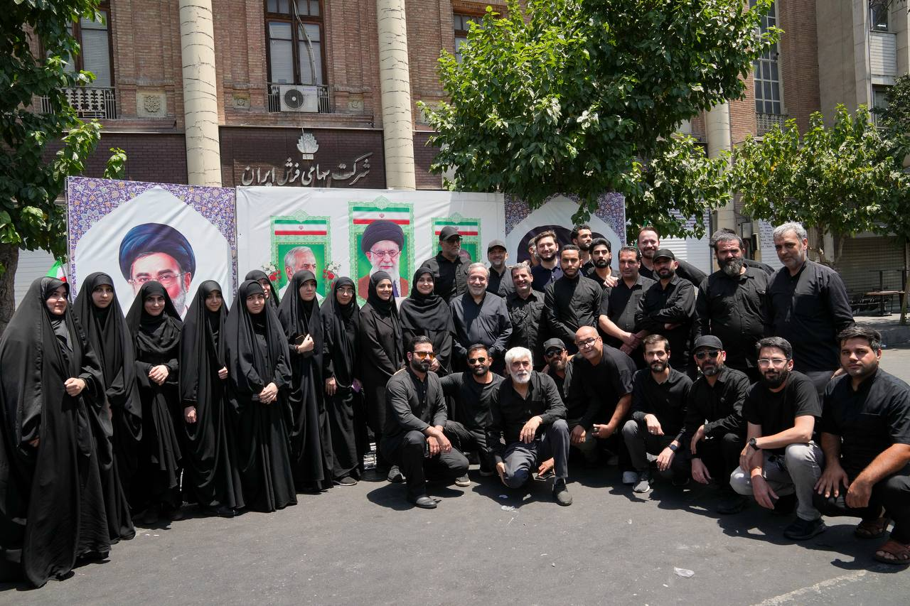 حضور عراقچی در مراسم تشییع آقای شهید ایران