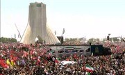 ورود پیکر آقای شهید ایران به میدان آزادی