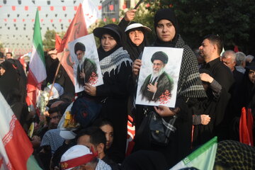 عضو هیئت علمی دانشگاه زنجان: تدبر در قرآن، محور اندیشه و سیره رهبر شهید بود