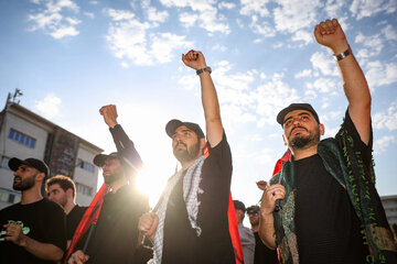 مراسم تشییع پیکر مطهر رهبر شهید انقلاب - تهران/ میدان انقلاب