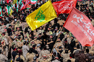 مراسم تشییع پیکر مطهر رهبر شهید انقلاب - تهران/ خیابان آزادی
