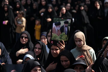 اجتماع بزرگ مردم کوهدشت در خونخواهی رهبر شهید