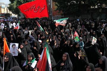 اجتماع بزرگ مردم کوهدشت در خونخواهی رهبر شهید