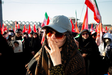 مراسم تشییع پیکر مطهر رهبر شهید انقلاب - تهران/ خیابان دماوند 