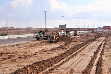 احداث ۴۵ پارکینگ اضطراری در محورهای قم