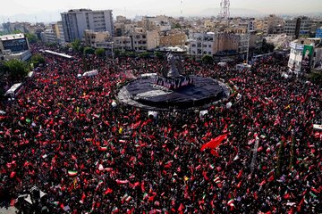 مراسم تشییع پیکر مطهر رهبر شهید انقلاب - تهران/ میدان انقلاب