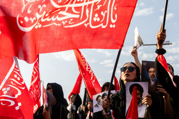 مراسم تشییع پیکر مطهر رهبر شهید انقلاب - تهران/ میدان انقلاب