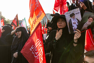 مراسم تشییع پیکر مطهر رهبر شهید انقلاب - تهران/ میدان انقلاب