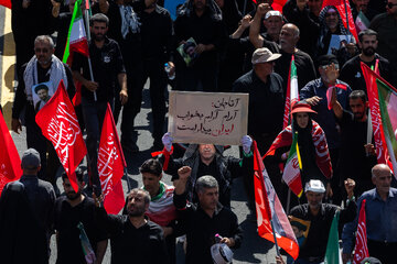 مراسم تشییع پیکر مطهر رهبر شهید انقلاب - تهران/ خیابان آزادی