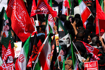 مراسم تشییع پیکر مطهر رهبر شهید انقلاب - تهران/ خیابان آزادی