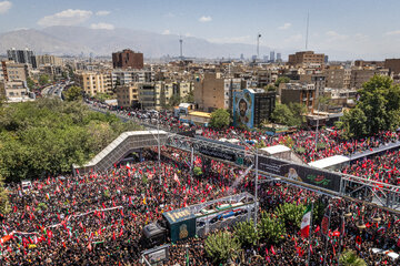 مراسم تشییع پیکر مطهر رهبر شهید انقلاب - تهران