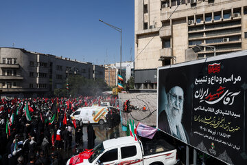 مراسم تشییع پیکر مطهر رهبر شهید انقلاب - تهران