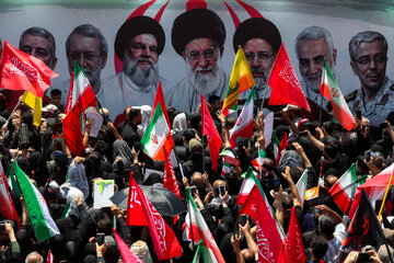 مراسم تشییع پیکر مطهر رهبر شهید انقلاب - تهران