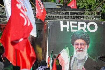 مراسم تشییع پیکر مطهر رهبر شهید انقلاب - تهران / دماوند