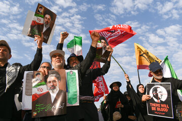 مراسم تشییع پیکر مطهر رهبر شهید انقلاب - تهران / دماوند