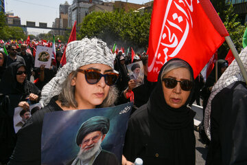 مراسم تشییع پیکر مطهر رهبر شهید انقلاب - تهران / فردوسی