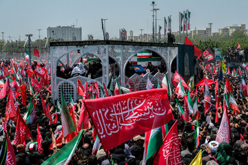 مراسم تشییع پیکر مطهر رهبر شهید انقلاب - تهران / میدان آزادی