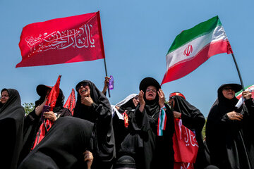 مراسم تشییع پیکر مطهر رهبر شهید انقلاب - تهران / میدان آزادی