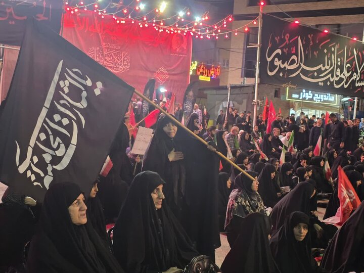 تجدید میثاق ملت مبعوث با رهبر شهید در میدانداری شبانه کرمانیها