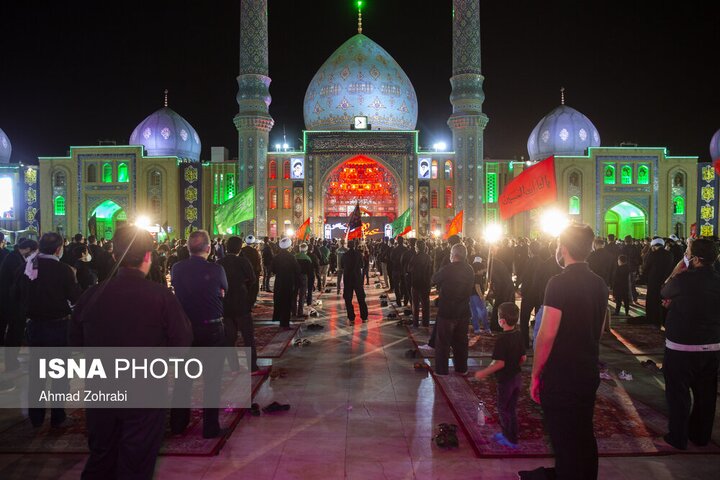 حال و هوای شهر قم از غروب جمکران تا آماده شدن برای طلوع بدرقه