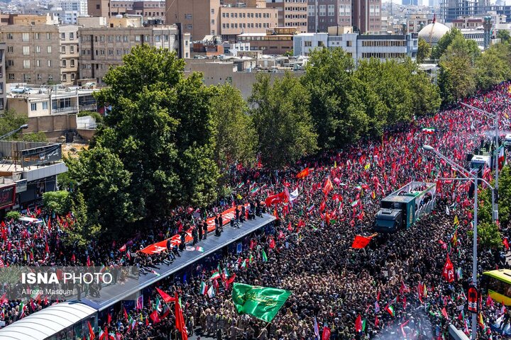 سیاستمدار مصری: مراسم عظیم تشییع در ایران پیامی قاطع به آمریکا فرستاد