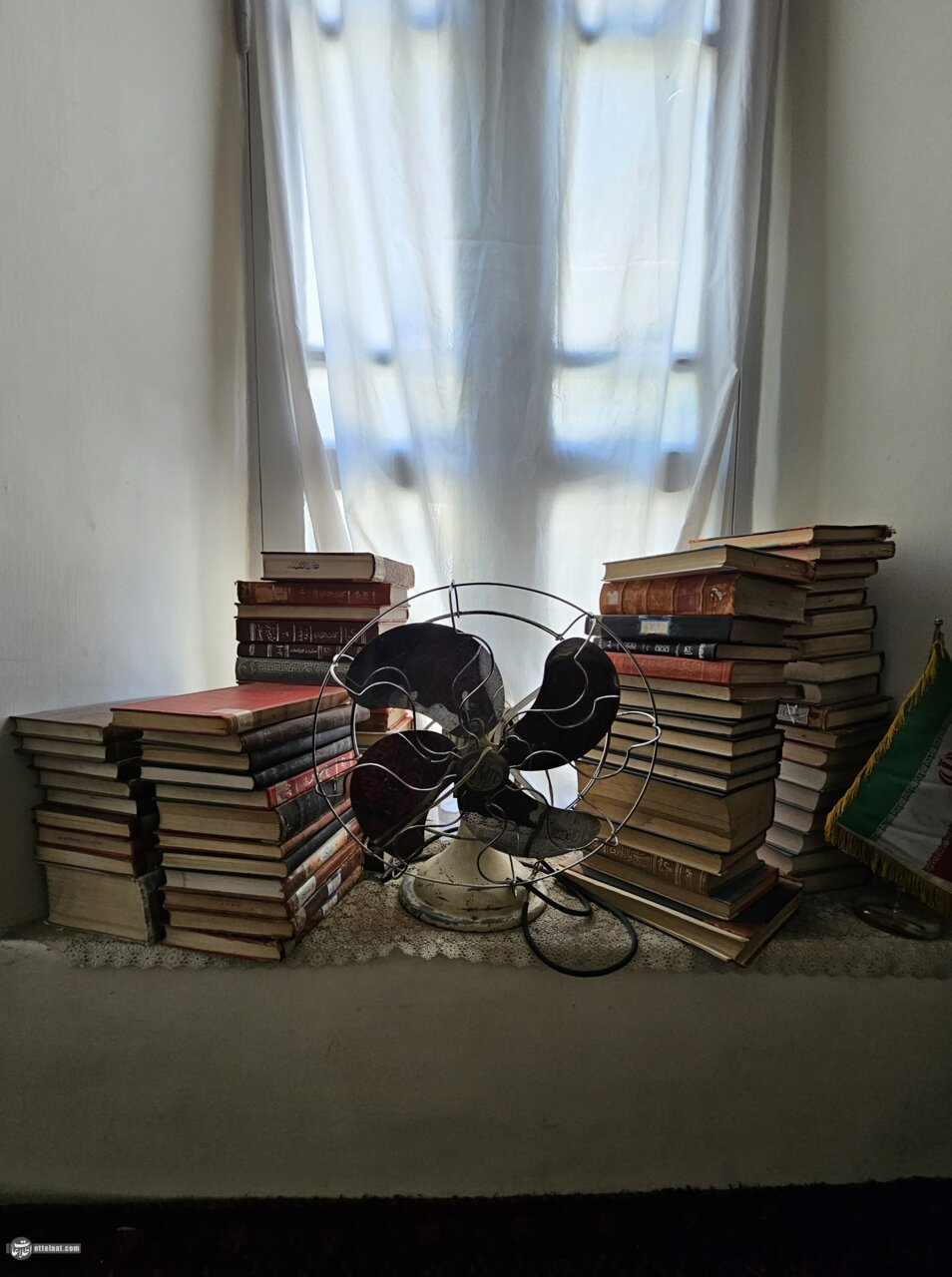 اتاقی که شاهد تولد و عقد رهبر شهید بود؛ گزارش تصویری از یک خانه تاریخی ۱۰۰ ساله