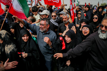 مراسم تشییع پیکر مطهر رهبر شهید انقلاب - قم /۳