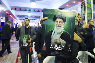 مراسم بزرگداشت و ادای احترام مدیران و کارکنان دولت به «آقای شهید ایران» - کرمان