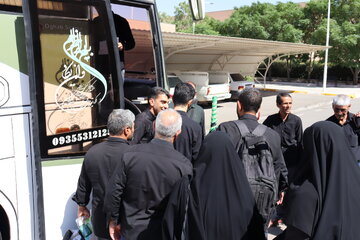 اعزام دانشجویان دانشگاه صنعتی به مراسم تشییع پیکر رهبر شهید مشهد مقدس