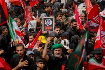 مراسم تشییع پیکر مطهر رهبر شهید انقلاب - قم /3