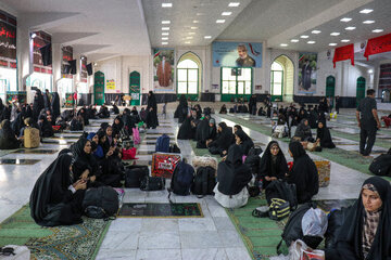 اعزام ۱۵ دستگاه اتوبوس زائران رهبر شهید به مشهد مقدس - بندرعباس