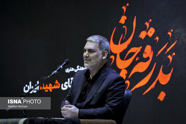 ضرورت پرهیز از نگاه تک بعدی در تبیین شخصیت رهبر شهید انقلاب