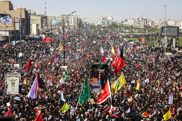 تشییع و وداع با پیکر مطهر رهبر شهید انقلاب در نجف