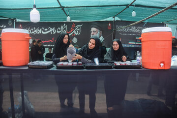 محور سمنان - مشهد یک روز قبل از آیین تشییع پیکر رهبر شهید