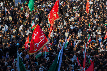 تشییع و وداع با پیکر مطهر رهبر شهید انقلاب در نجف
