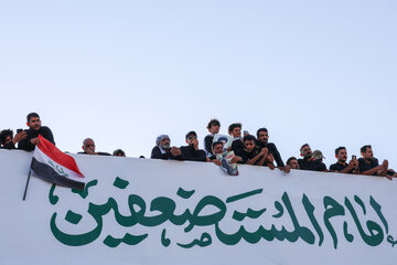تشییع و وداع با پیکر مطهر رهبر شهید انقلاب در نجف