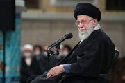 تأکید رهبر شهید، پایان دادن به آقایی دلار بود