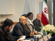 نشست تخصصی بررسی زندگی، افکار و آرمان‌های امام خامنه‌ای در سفارت ایران در سوئد