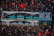 تشییع رهبر شهید؛ «بیعت و لبیک» با رهبری جوان که مظهر جلوه صفات و سلوک پدر بود